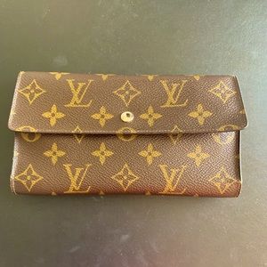 Louis Vuitton monogram trifold wallet